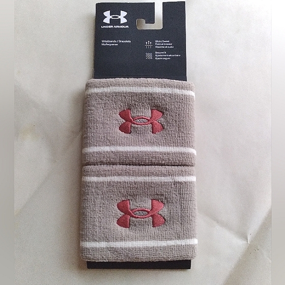 Under Armour Wristbands - Picture 3 of 4